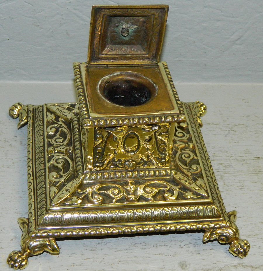 Cast Brass Victorian claw foot inkwell 19th Century ( 1800s )