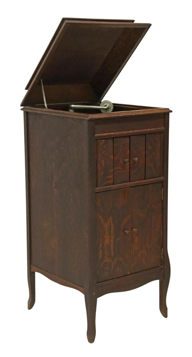 Antique Phonograph, Columbia Grafonola, American Oak, Hand Crank