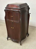 Antique Victrola, Victor Talking Machine, VV-XVII, Mahogany Cabinet, E. 1900s!