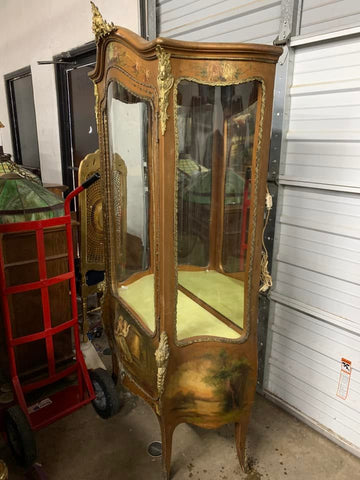 A Louis XV Style Gilt Metal Mounted Painted Vitrine - Old Europe Antique Home Furnishings